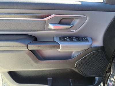 2021 RAM 1500 Big Horn Crew Cab 4x4 5'7" Box