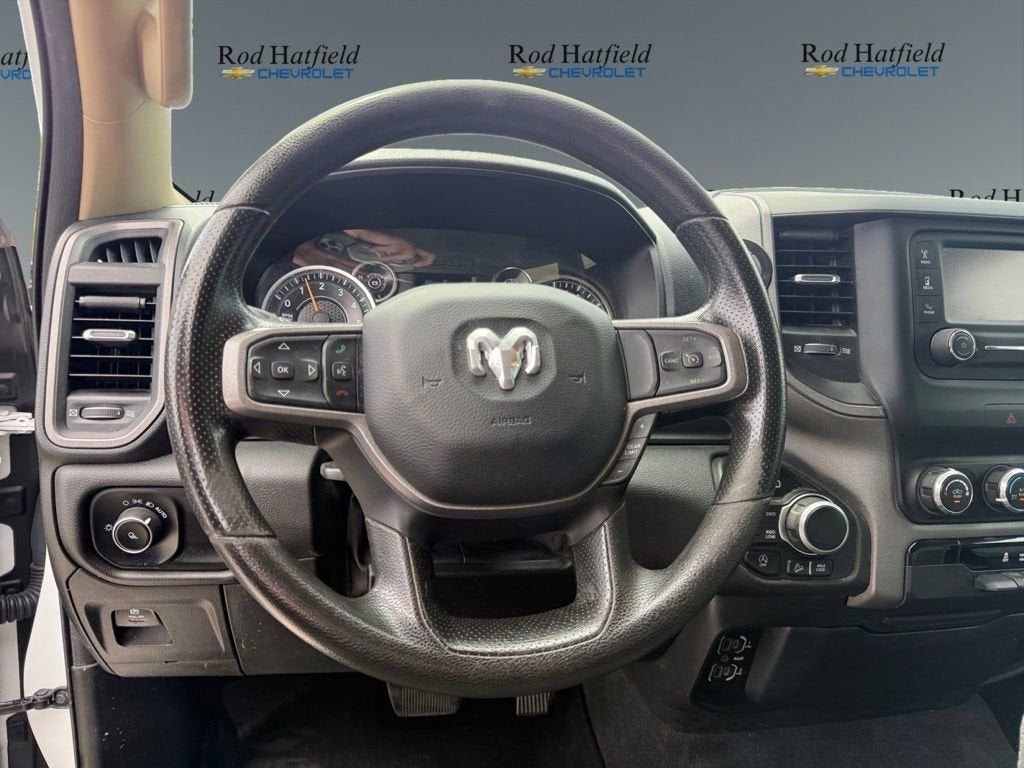 2020 RAM 1500 Tradesman Crew Cab 4x4 5'7" Box