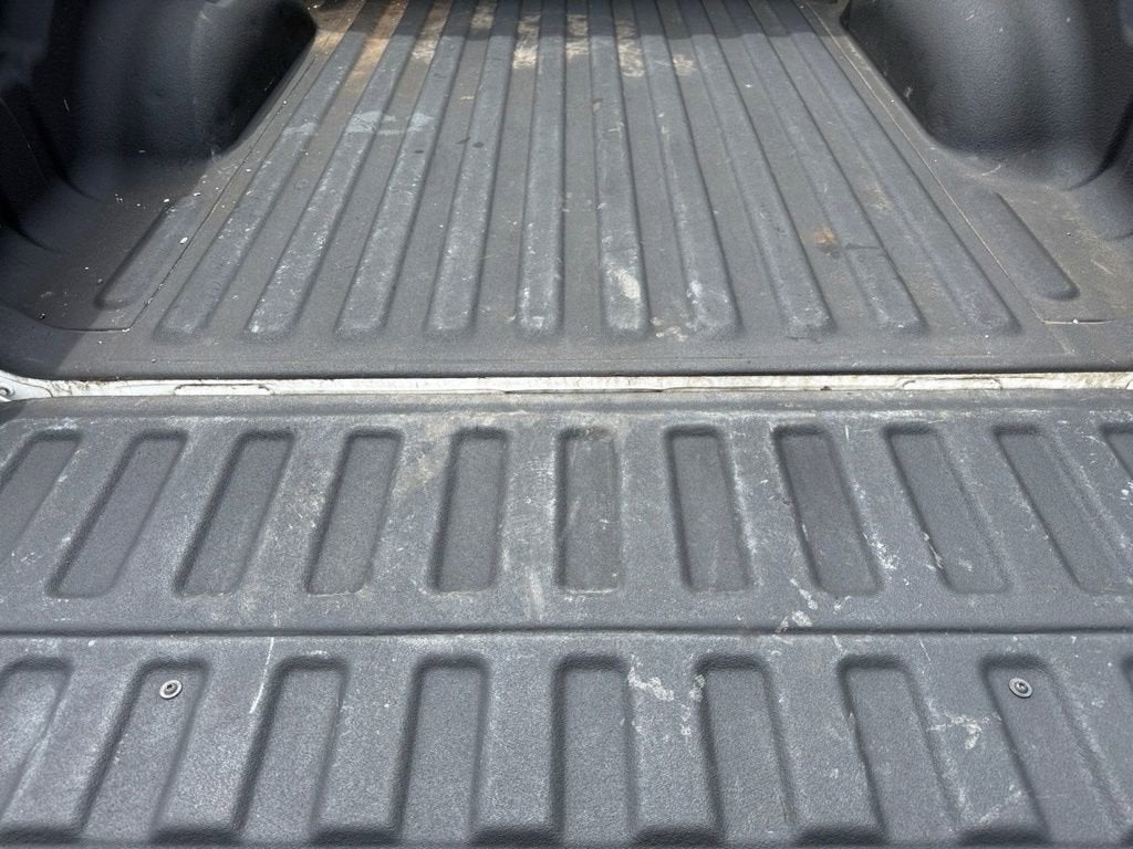 2020 RAM 1500 Tradesman Crew Cab 4x4 5'7" Box