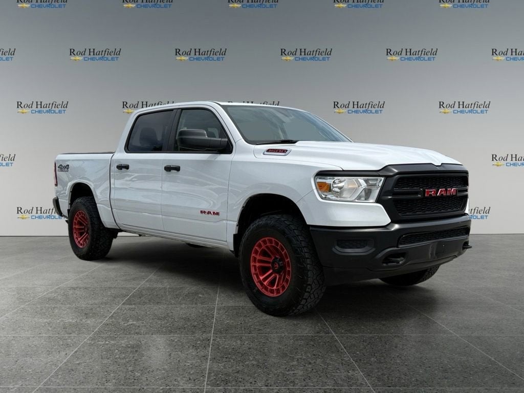 2020 RAM 1500 Tradesman Crew Cab 4x4 5'7" Box