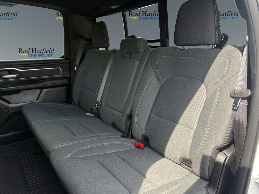 2022 RAM 1500 Big Horn Crew Cab 4x4 5'7" Box