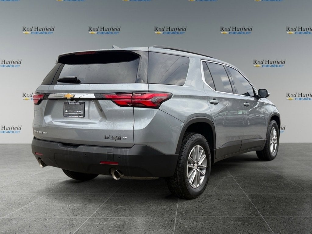 2023 Chevrolet Traverse LT Leather