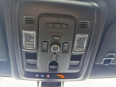 2022 Chevrolet Suburban High Country