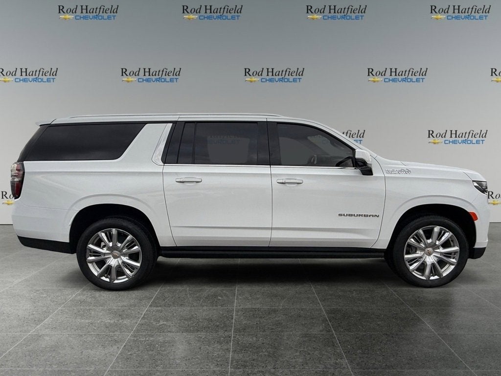 2022 Chevrolet Suburban High Country