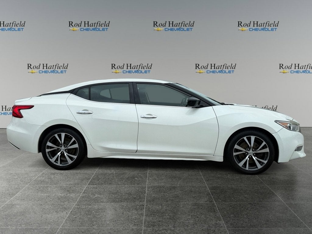 2017 Nissan Maxima S