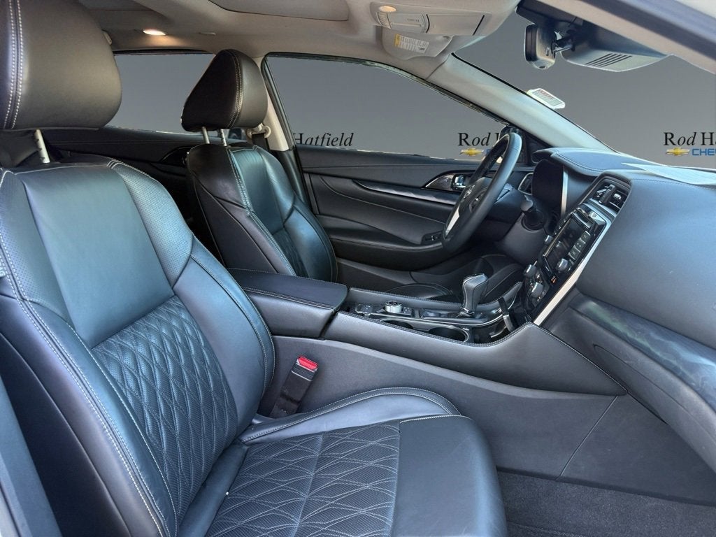 2023 Nissan Maxima Platinum