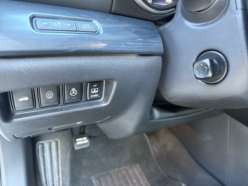 2023 Nissan Maxima Platinum