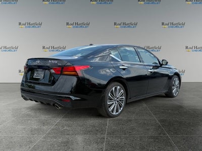 2025 Nissan Altima SL FWD