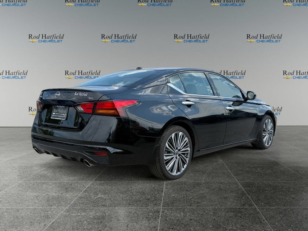 2025 Nissan Altima SL FWD