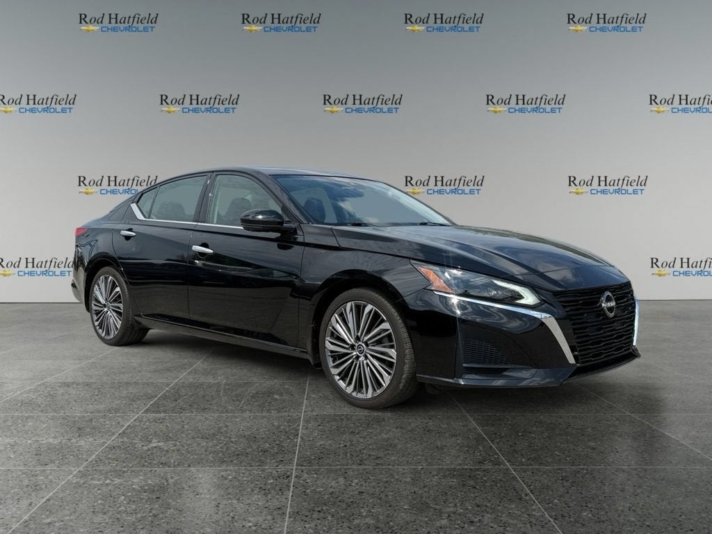 2025 Nissan Altima SL FWD