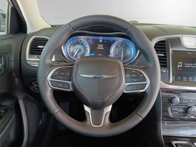 2017 Chrysler 300 Limited