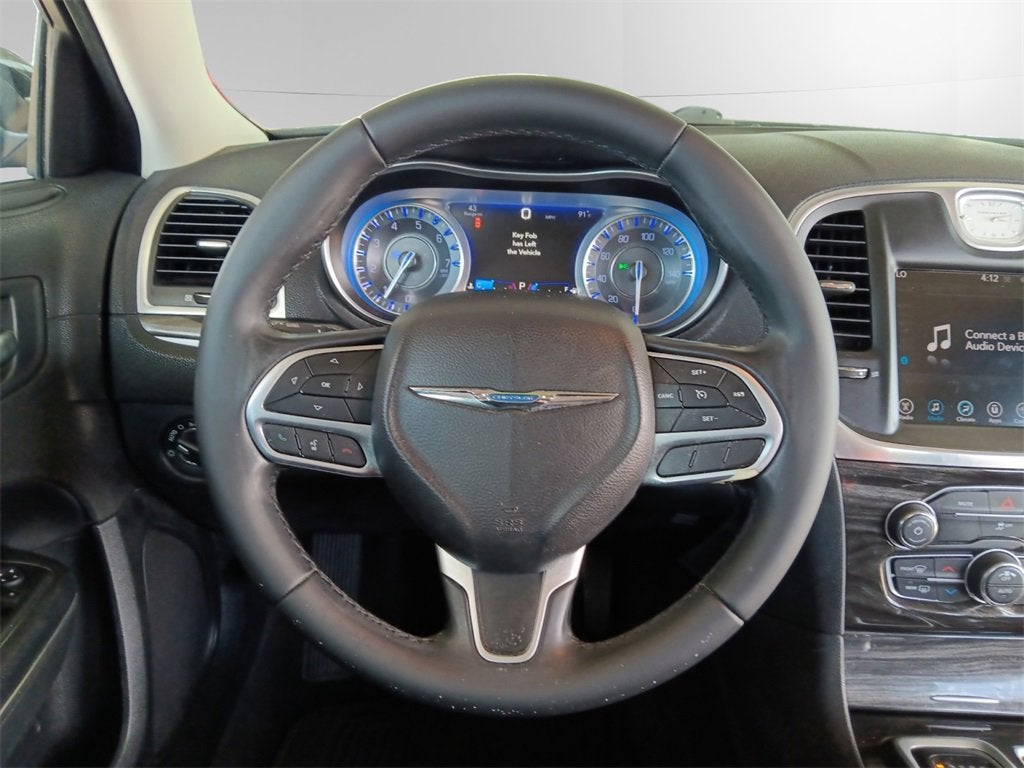 2017 Chrysler 300 Limited