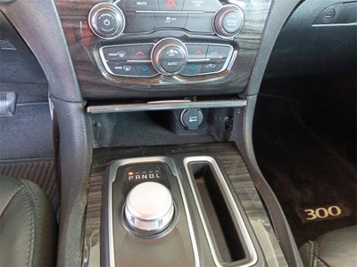 2017 Chrysler 300 Limited