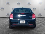 2017 Chrysler 300 Limited