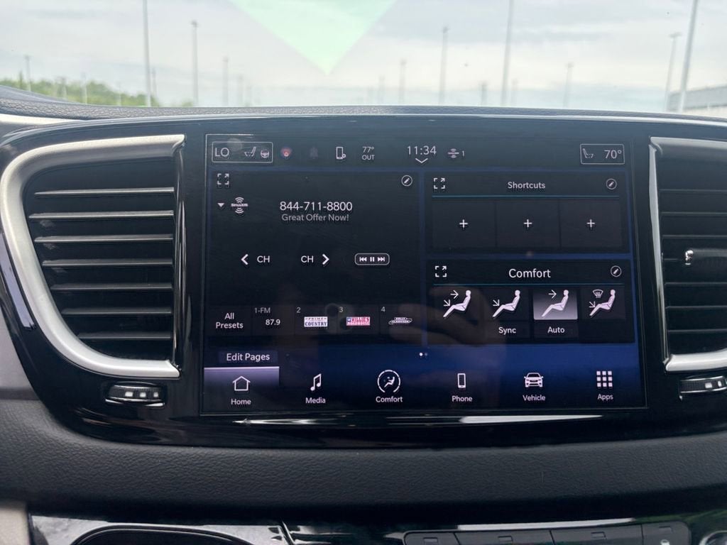 2023 Chrysler Pacifica Touring L