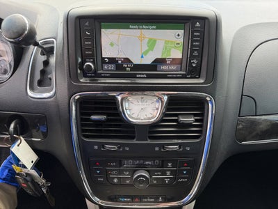 2015 Chrysler Town & Country Touring-L