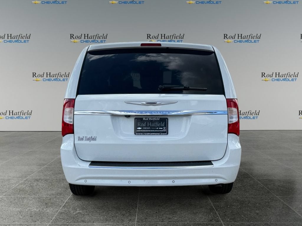 2015 Chrysler Town & Country Touring-L