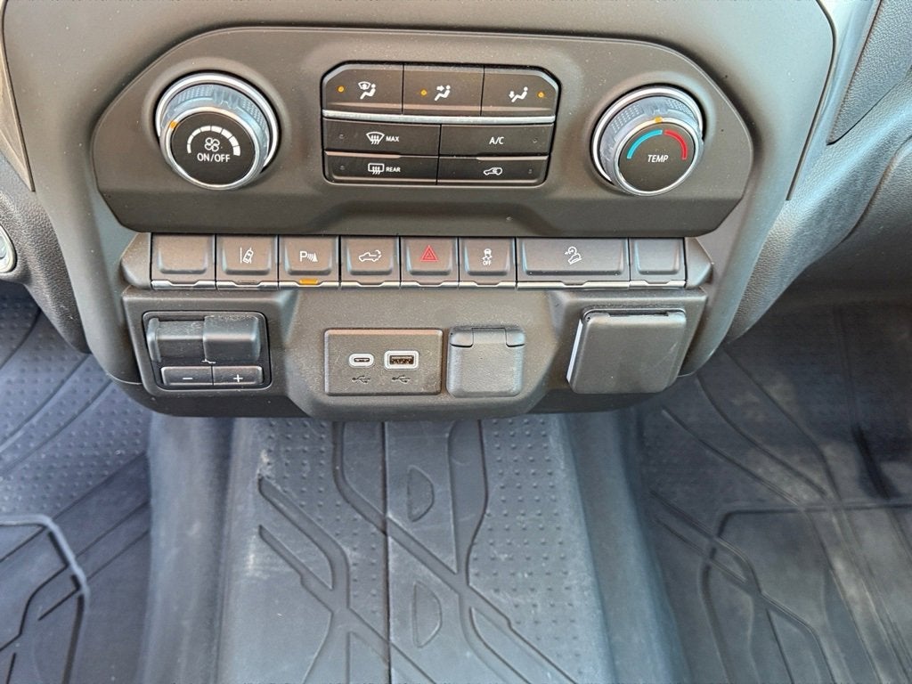 2024 Chevrolet Silverado 2500 HD Custom