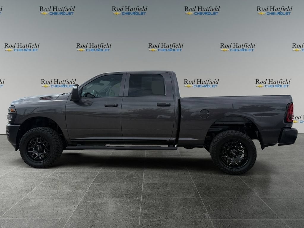 2026 RAM 2500 Tradesman Crew Cab 4x4 6'4" Box
