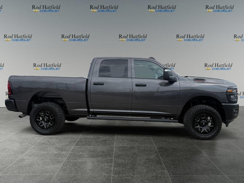 2026 RAM 2500 Tradesman Crew Cab 4x4 6'4" Box