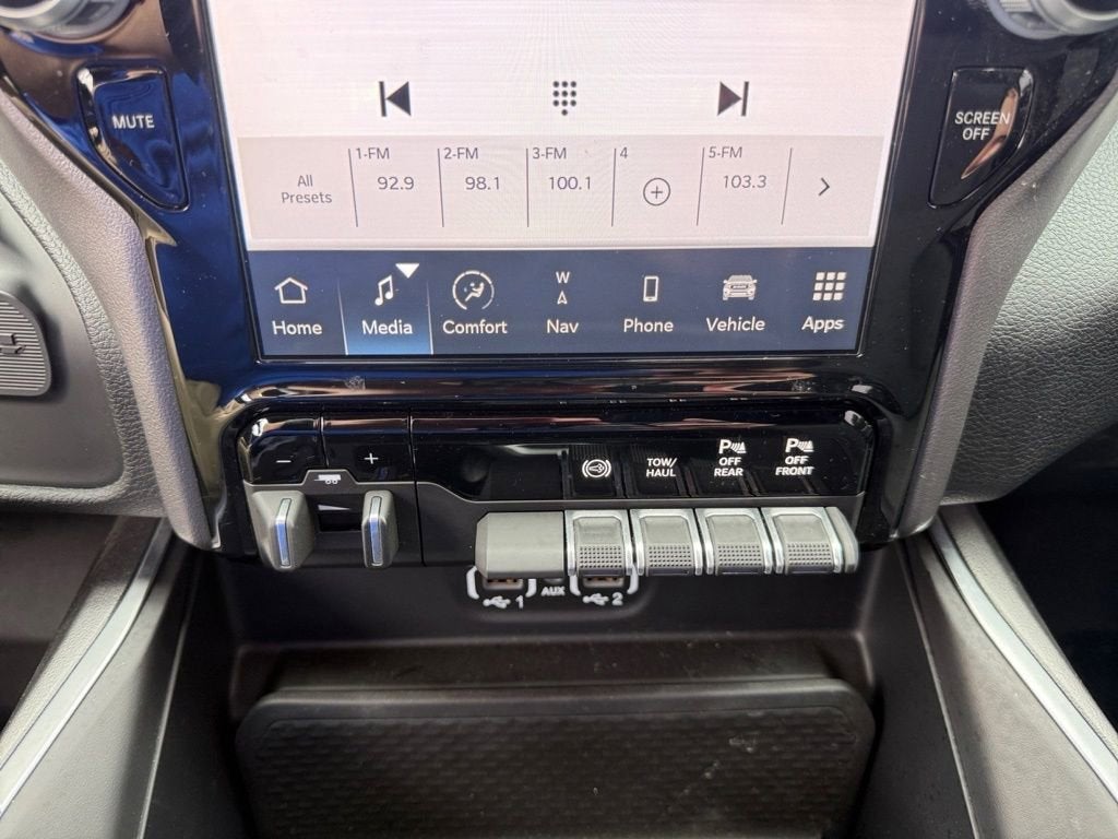2024 RAM 2500 Big Horn Crew Cab 4x4 6'4" Box