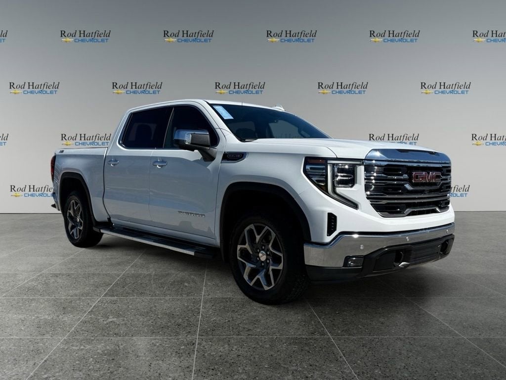 2024 GMC Sierra 1500 SLT