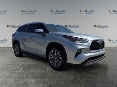 2022 Toyota Highlander Platinum