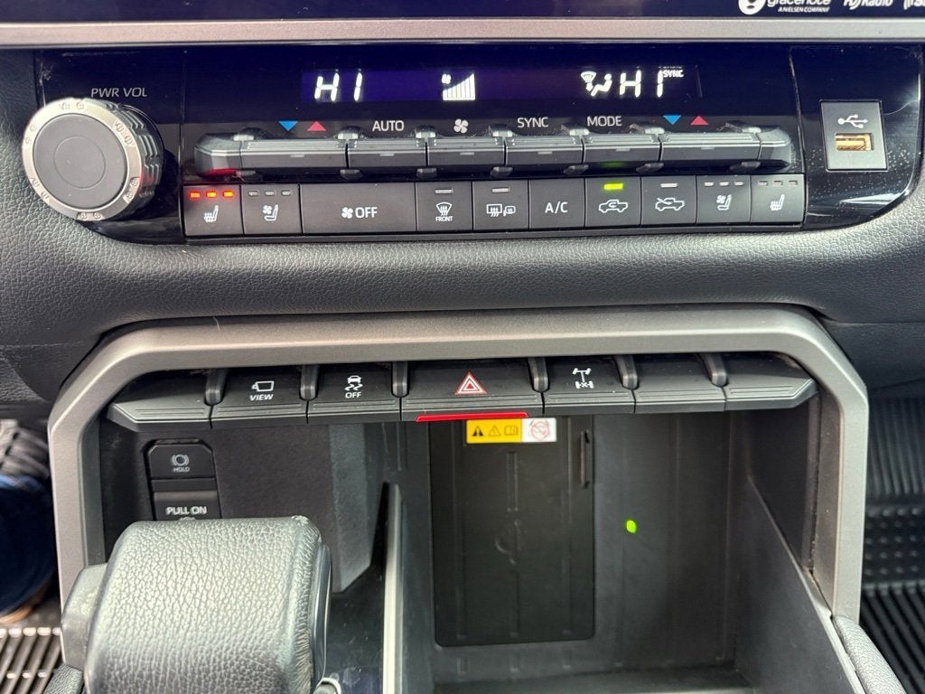 2022 Toyota Tundra 4WD Limited