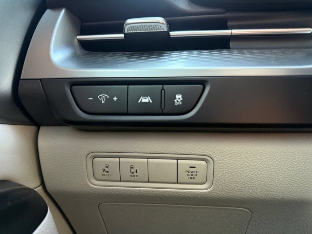 2024 Kia Carnival MPV LX