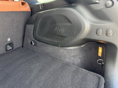 2019 Jeep Cherokee Overland 4x4