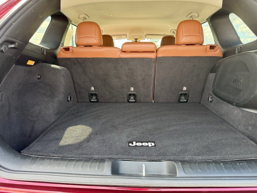 2019 Jeep Cherokee Overland 4x4