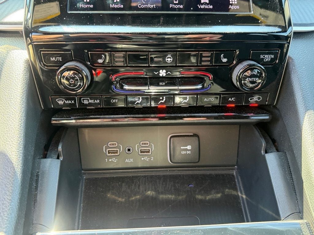 2025 Jeep Grand Cherokee Laredo X 4x4