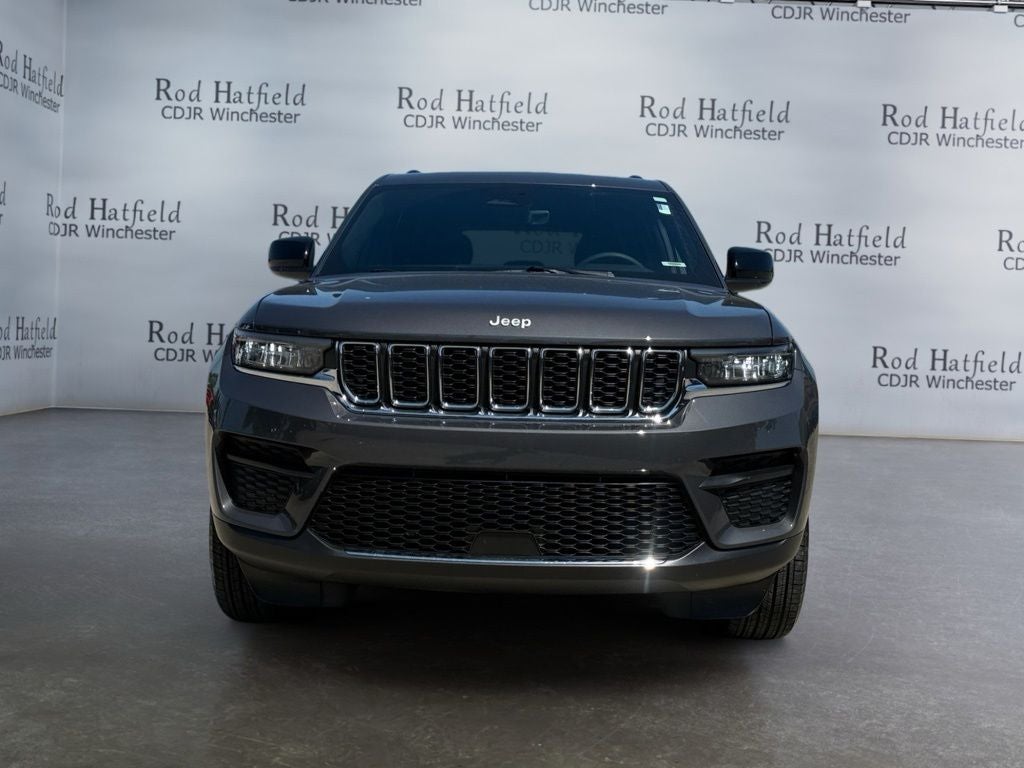 2025 Jeep Grand Cherokee Laredo X 4x4