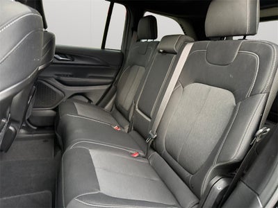 2024 Jeep Grand Cherokee Laredo X 4x4