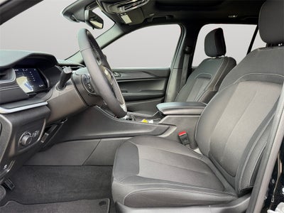 2024 Jeep Grand Cherokee Laredo X 4x4