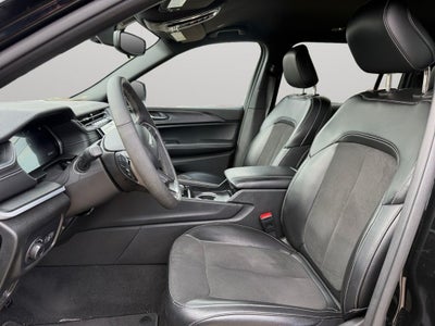 2024 Jeep Grand Cherokee L Altitude 4x4