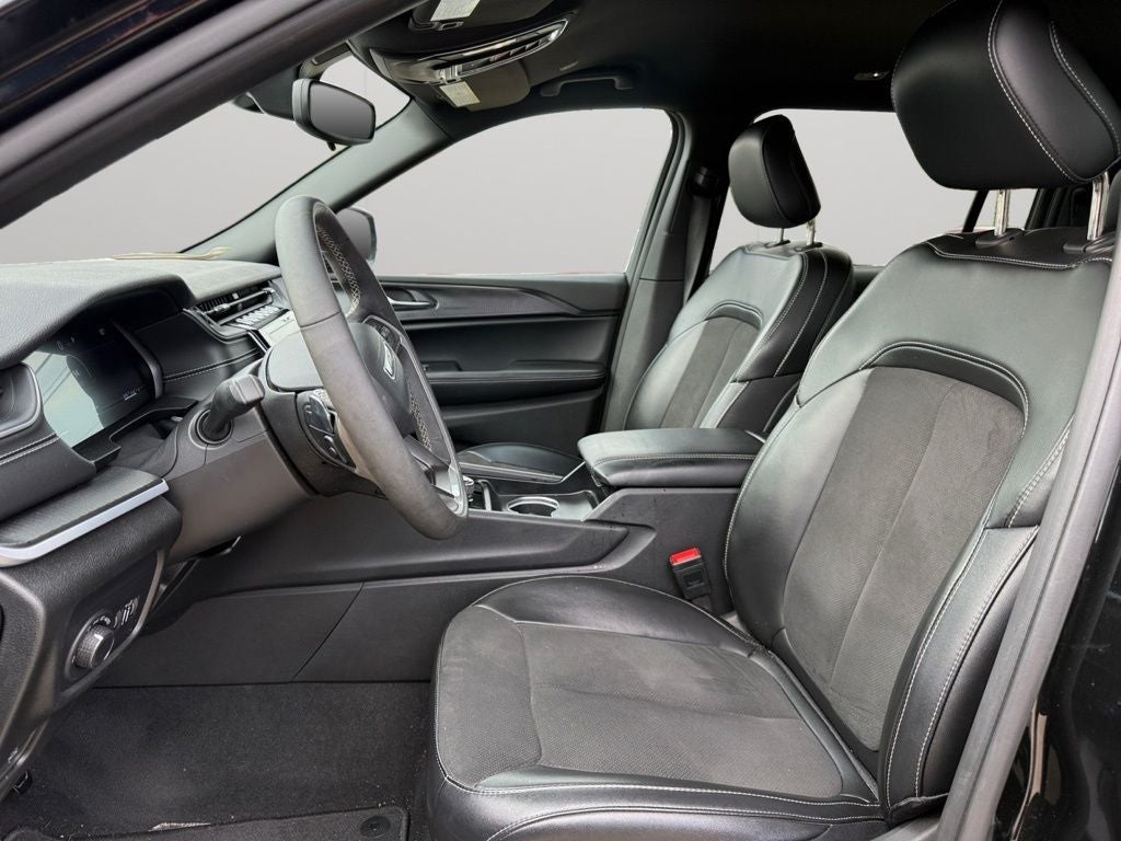 2024 Jeep Grand Cherokee L Altitude 4x4