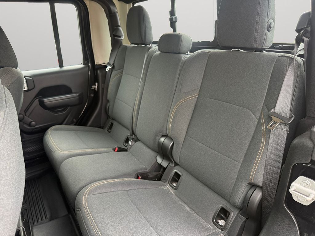 2024 Jeep Gladiator Sport