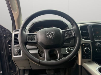 2017 RAM 1500 Big Horn Crew Cab 4x4 5'7' Box