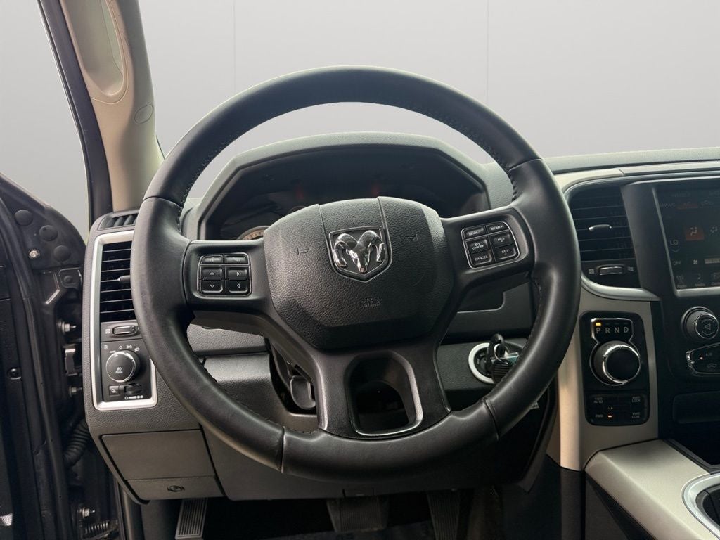 2017 RAM 1500 Big Horn Crew Cab 4x4 5'7' Box