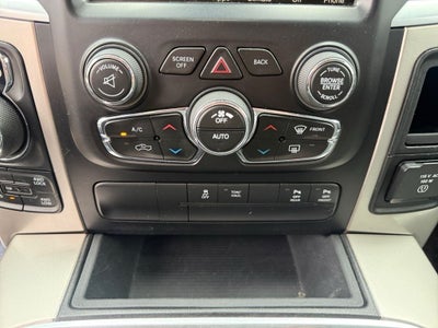 2017 RAM 1500 Big Horn Crew Cab 4x4 5'7' Box