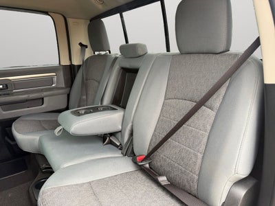 2017 RAM 1500 Big Horn Crew Cab 4x4 5'7' Box