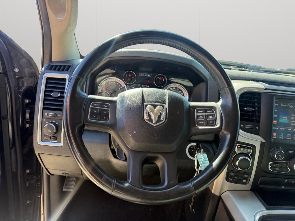 2017 RAM 1500 Big Horn Crew Cab 4x4 5'7' Box