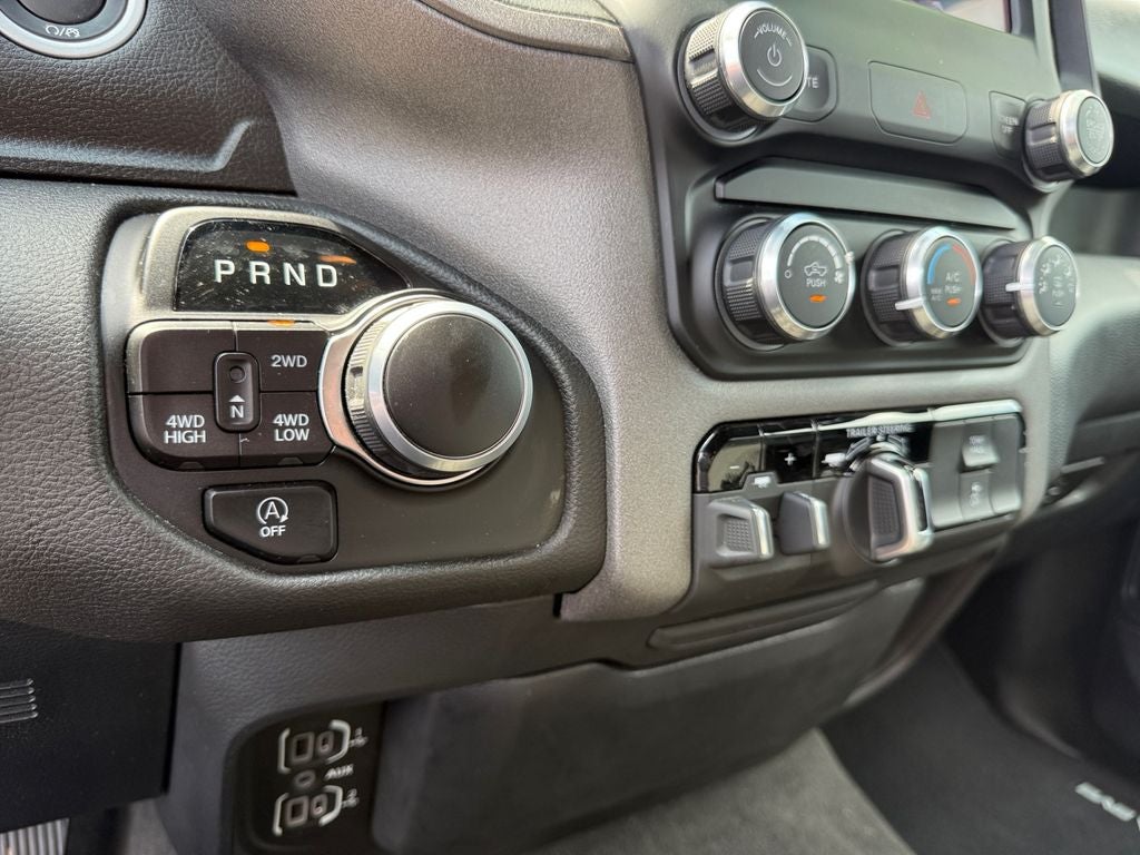 2024 RAM 1500 Tradesman Quad Cab 4x4 6'4' Box