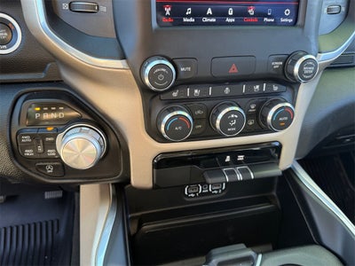 2019 RAM 1500 Laramie Crew Cab 4x4 5'7' Box