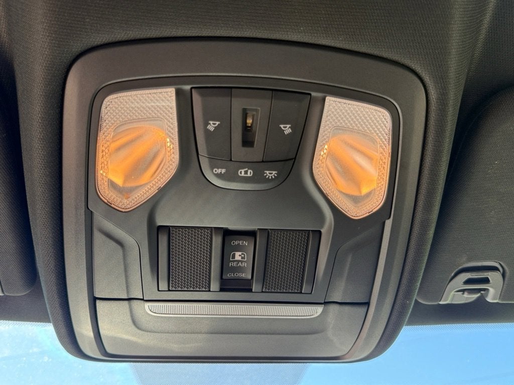2019 RAM 1500 Rebel Crew Cab 4x4 5'7' Box