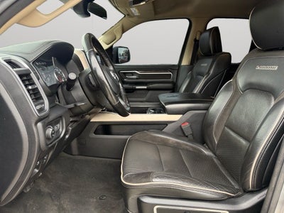 2020 RAM 1500 Laramie Quad Cab 4x4 6'4' Box