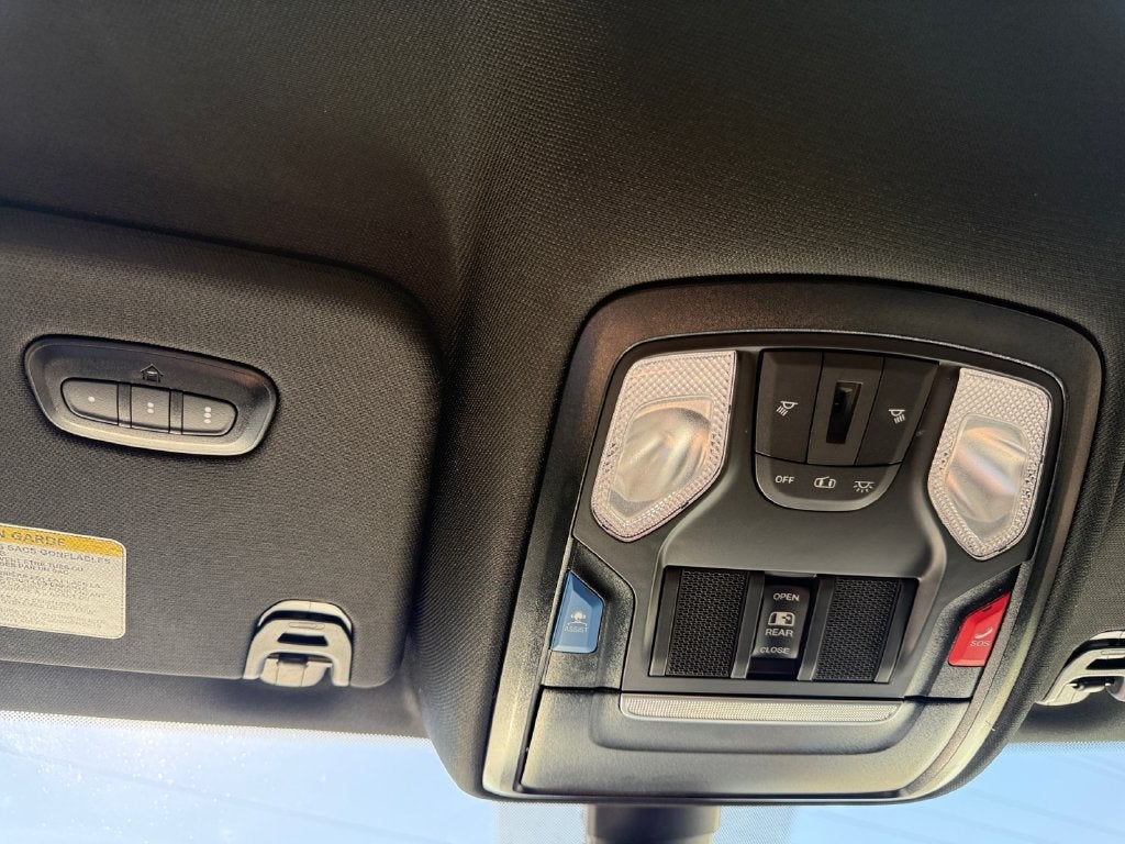 2024 RAM 1500 Big Horn Crew Cab 4x4 6'4' Box
