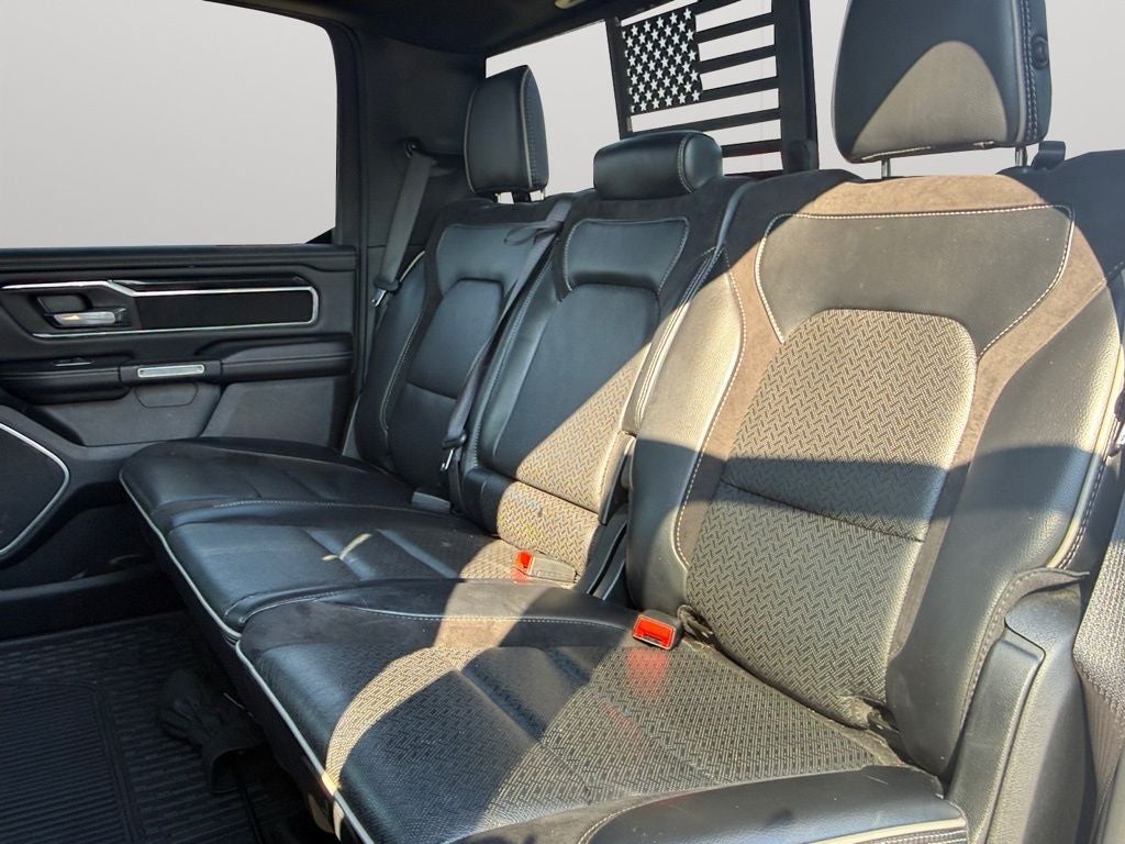 2021 RAM 1500 Laramie Crew Cab 4x4 6'4' Box