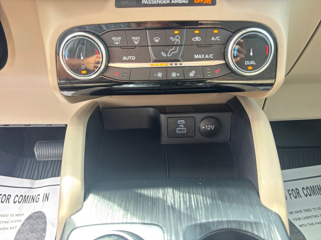 2022 Ford Escape SEL